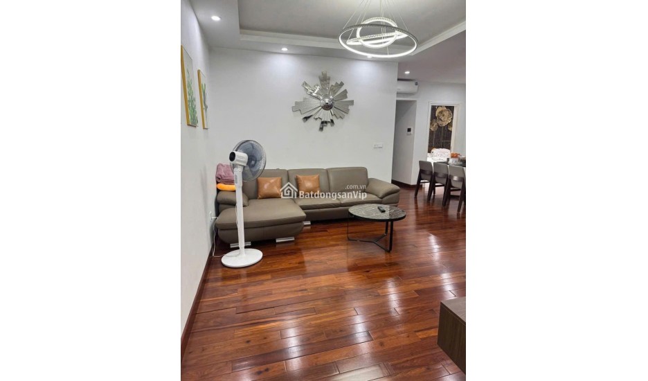 Căn góc view Hồ Tây – hiếm có khó tìm tại Tây Hồ